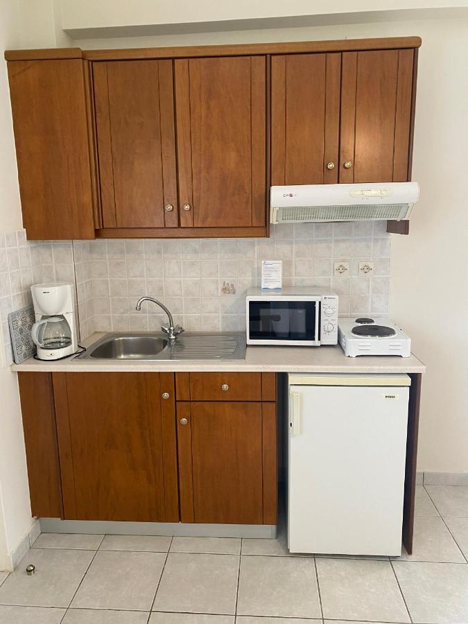 Poseidon Studios & Apartments Палиохора Екстериор снимка