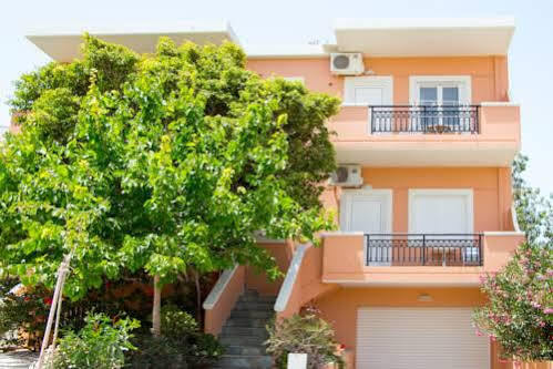 Poseidon Studios & Apartments Палиохора Екстериор снимка